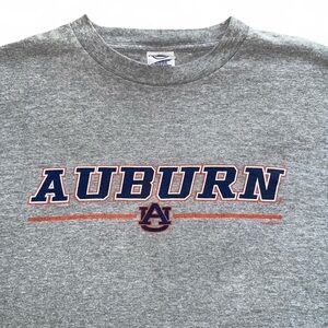 vintage auburn university auburn tigers graphic t-shirt size medium